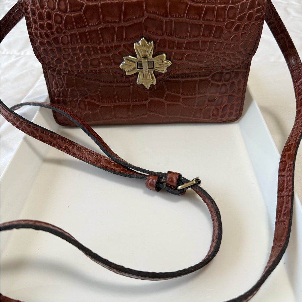 Patricia Nash Brown Croc-Embossed Crossbody Bag turn lock flap purse - Picture 2 of 12